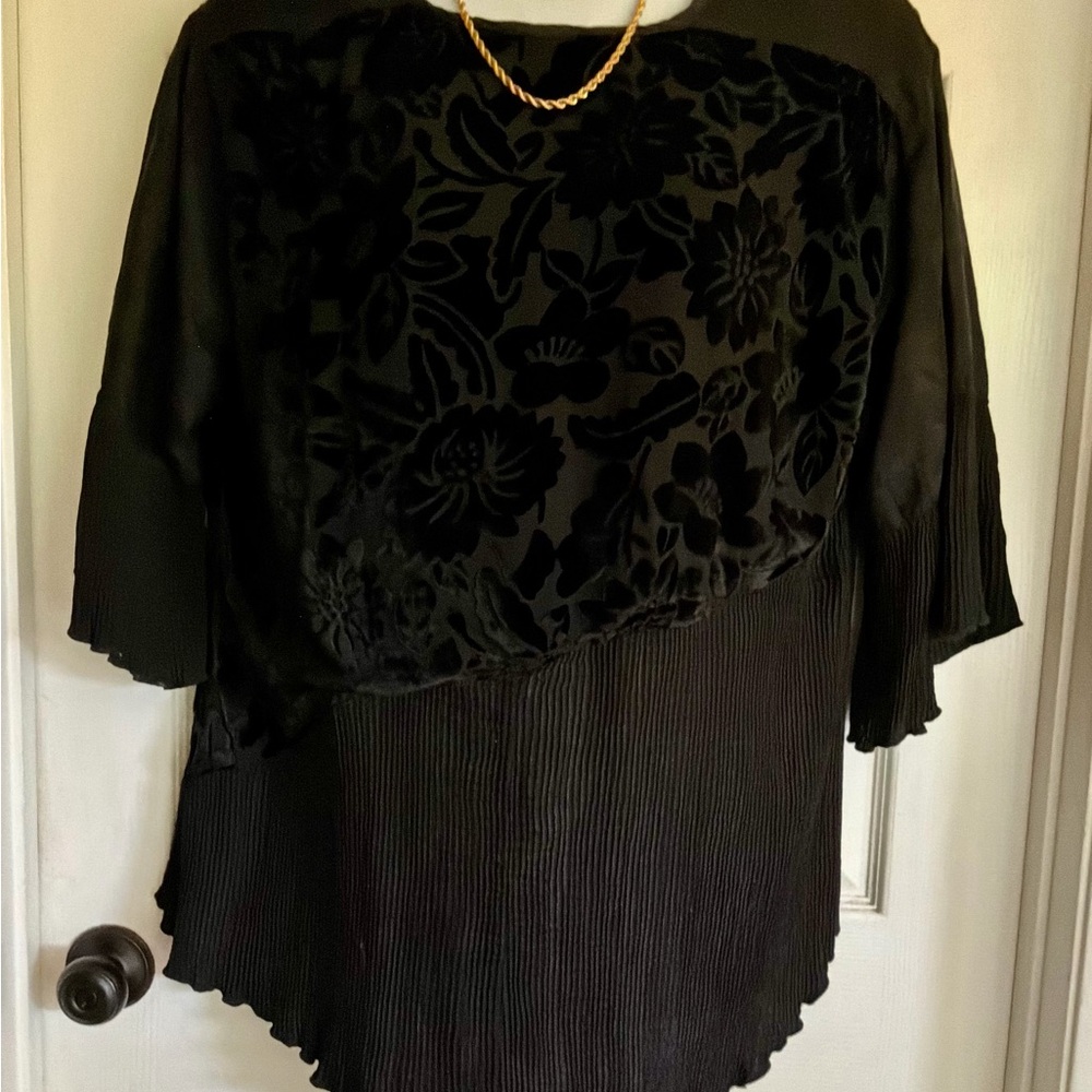 Art Nouveau burnout velvet Top